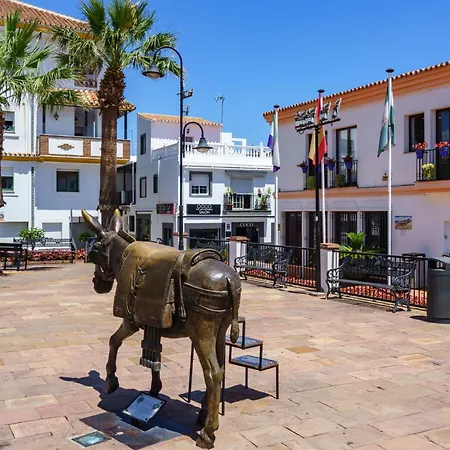 Playa De La Luna By Interhome מארבלה